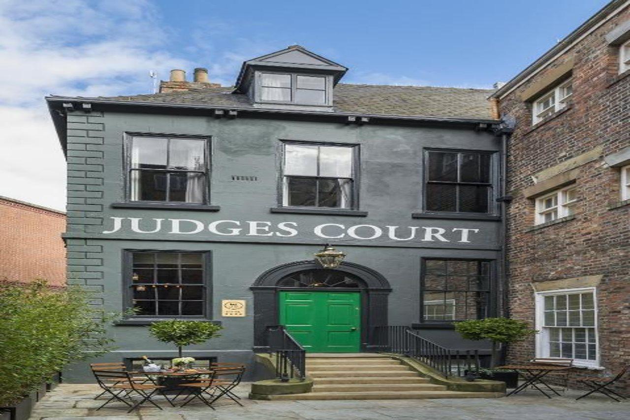 Hotel Judges Court York Exteriér fotografie